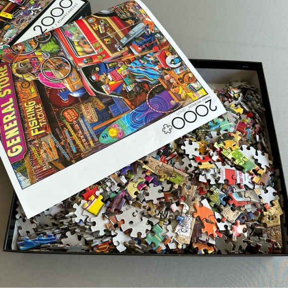 BUFFALO 2000pc Aimee Stewart Family Vacation fun and colorful puzzle. - Picture 3 of 7